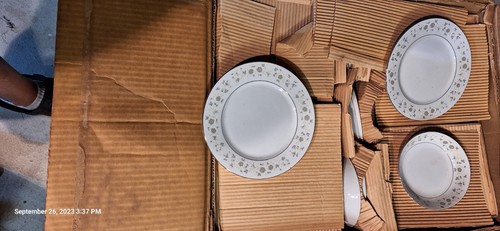 Fine china dinnerware - fine,